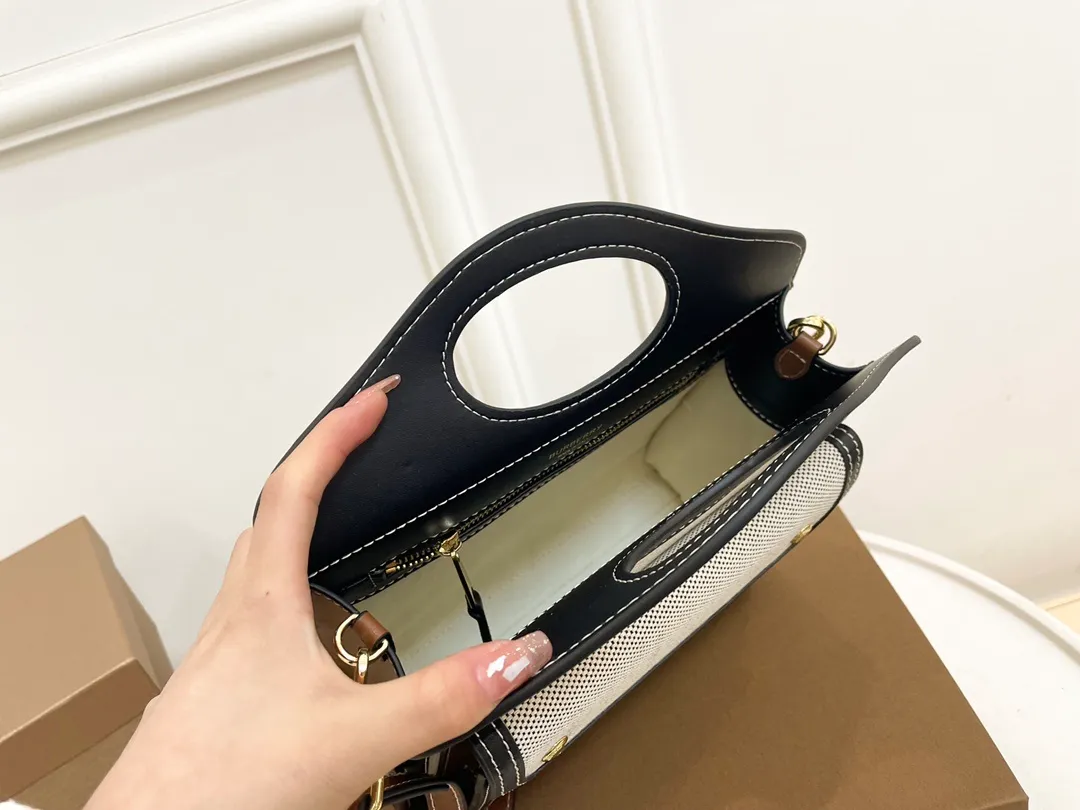 All Categories Official Website "Brand Women's Bags" Women's Bags 💙 Burberry 2023 New Burberry Crossbody Bag