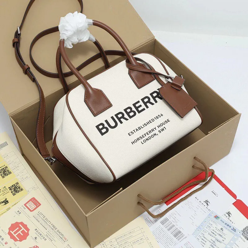 All categories Official website "Brand Women's Bags" Women's Bags 💙 Burberry 2022 Official New Burberry Cube - Cube Bag Wholesale 58002500