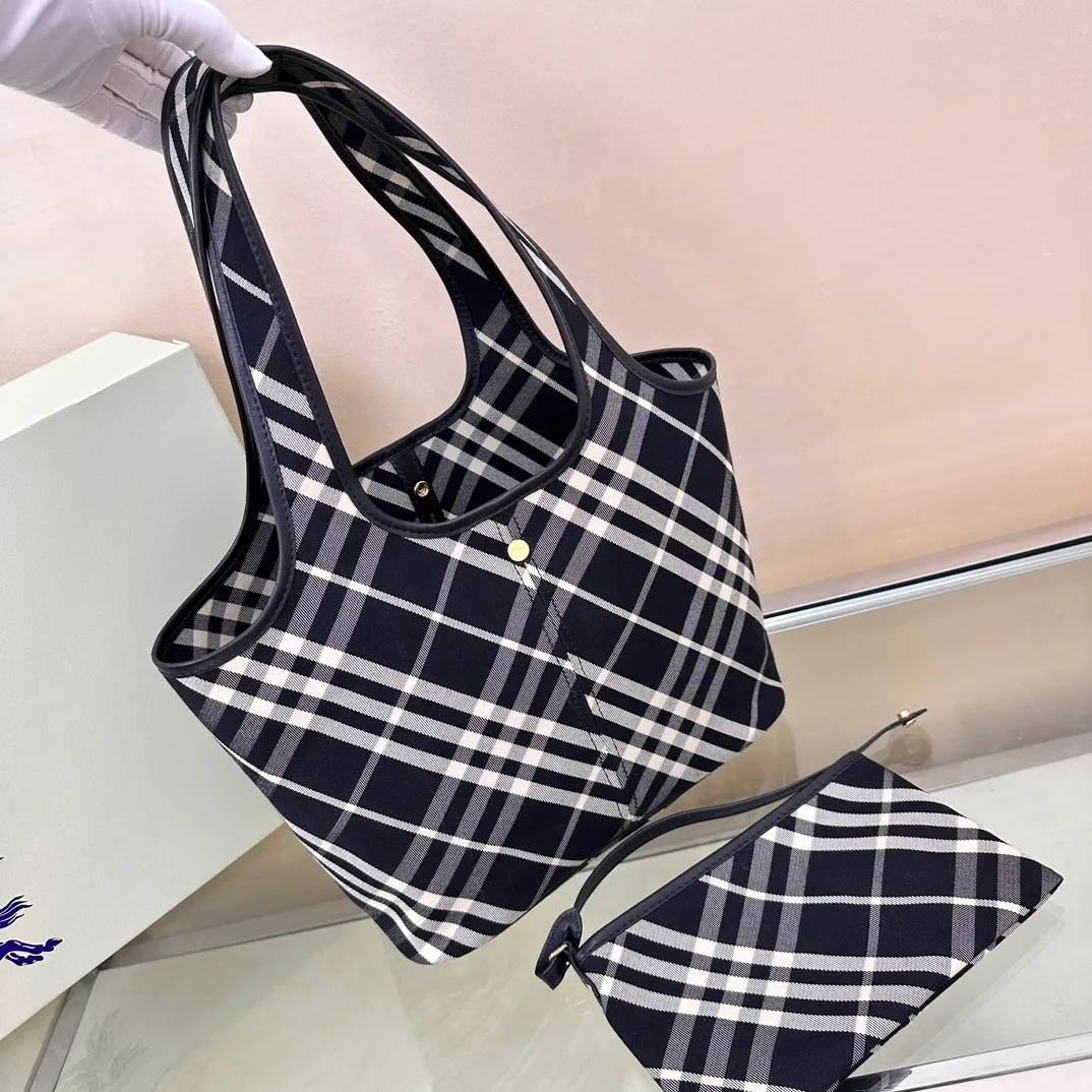 All categories Burberry women's bags (Burberry) Burberry original order 6861