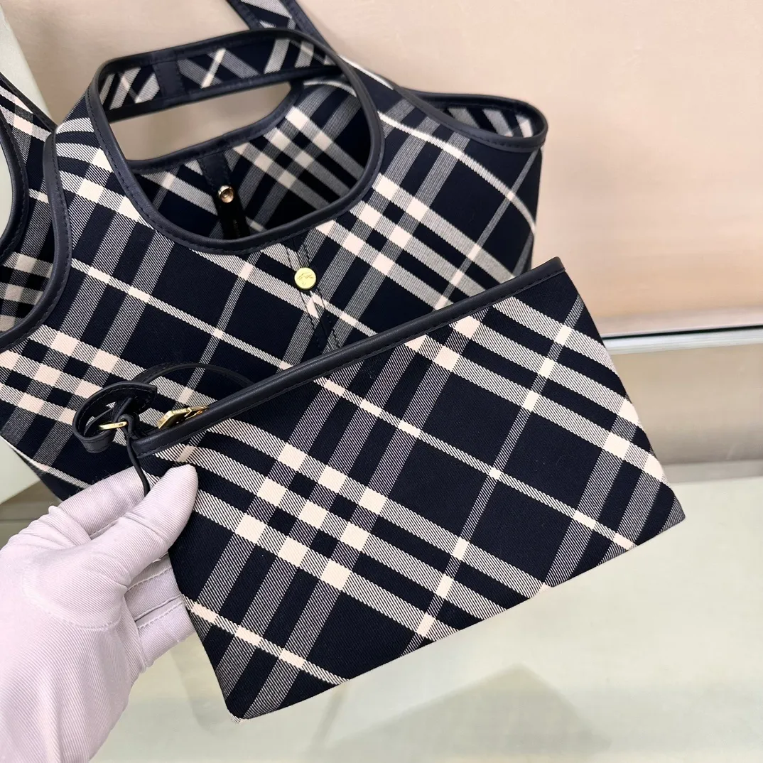 All categories Burberry women's bags (Burberry) Burberry original order 6861