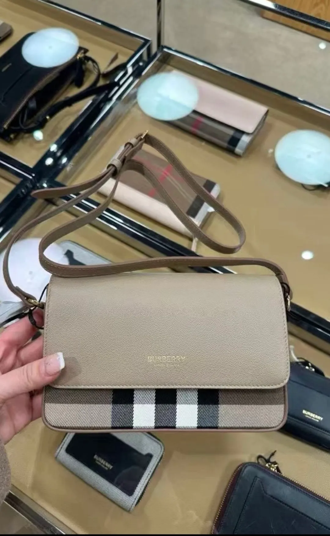 All categories Burberry women's bags (Burberry) Burberry original order 0281