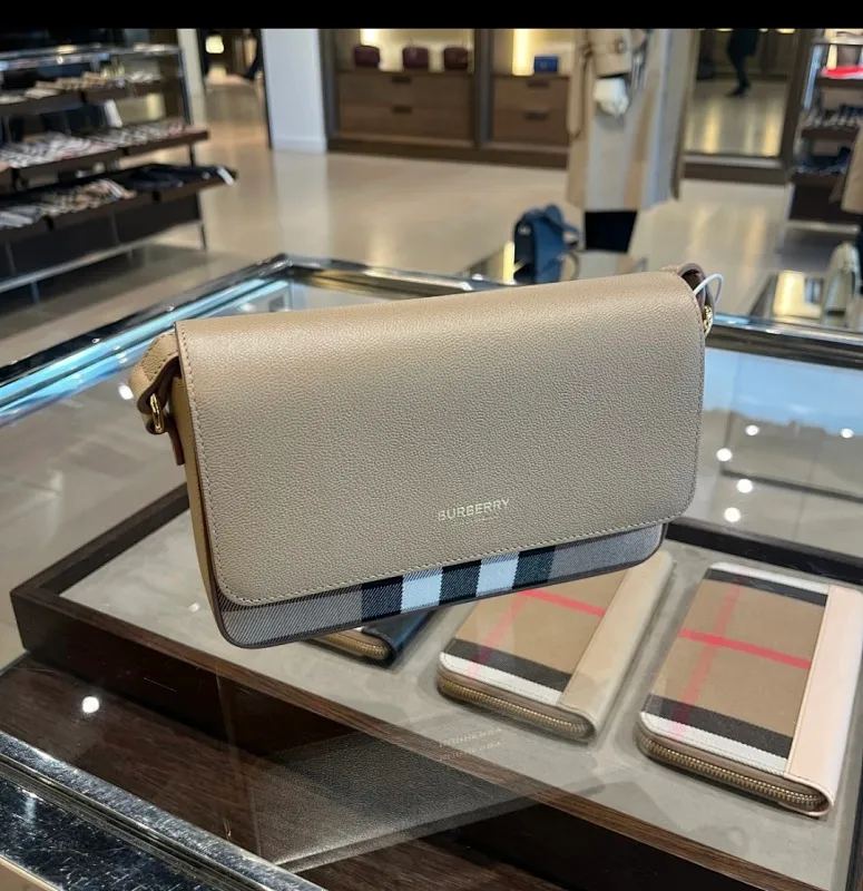 All categories Burberry women's bags (Burberry) Burberry original order 0281