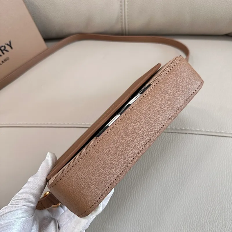 All Categories Official Website "Brand Women's Bags" Women's Bags 💙 Burberry 2025 New Burberry Crossbody Bag