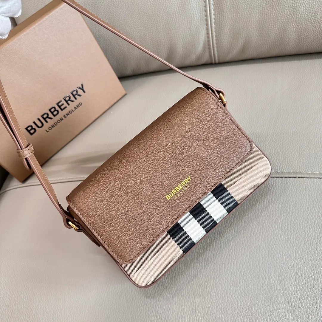 All Categories Official Website "Brand Women's Bags" Women's Bags 💙 Burberry 2025 New Burberry Crossbody Bag