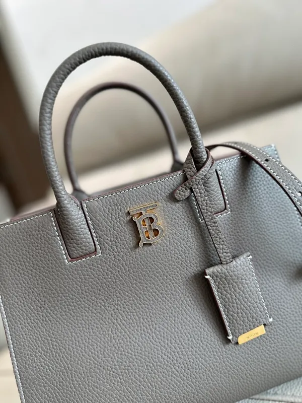 All Categories Official Website "Brand Women's Bags" Women's Bags 💙 Burberry 2025 New Burberry Handbags