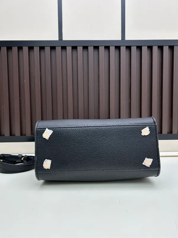 All categories Burberry women's bags (Burberry) Burberry 08503