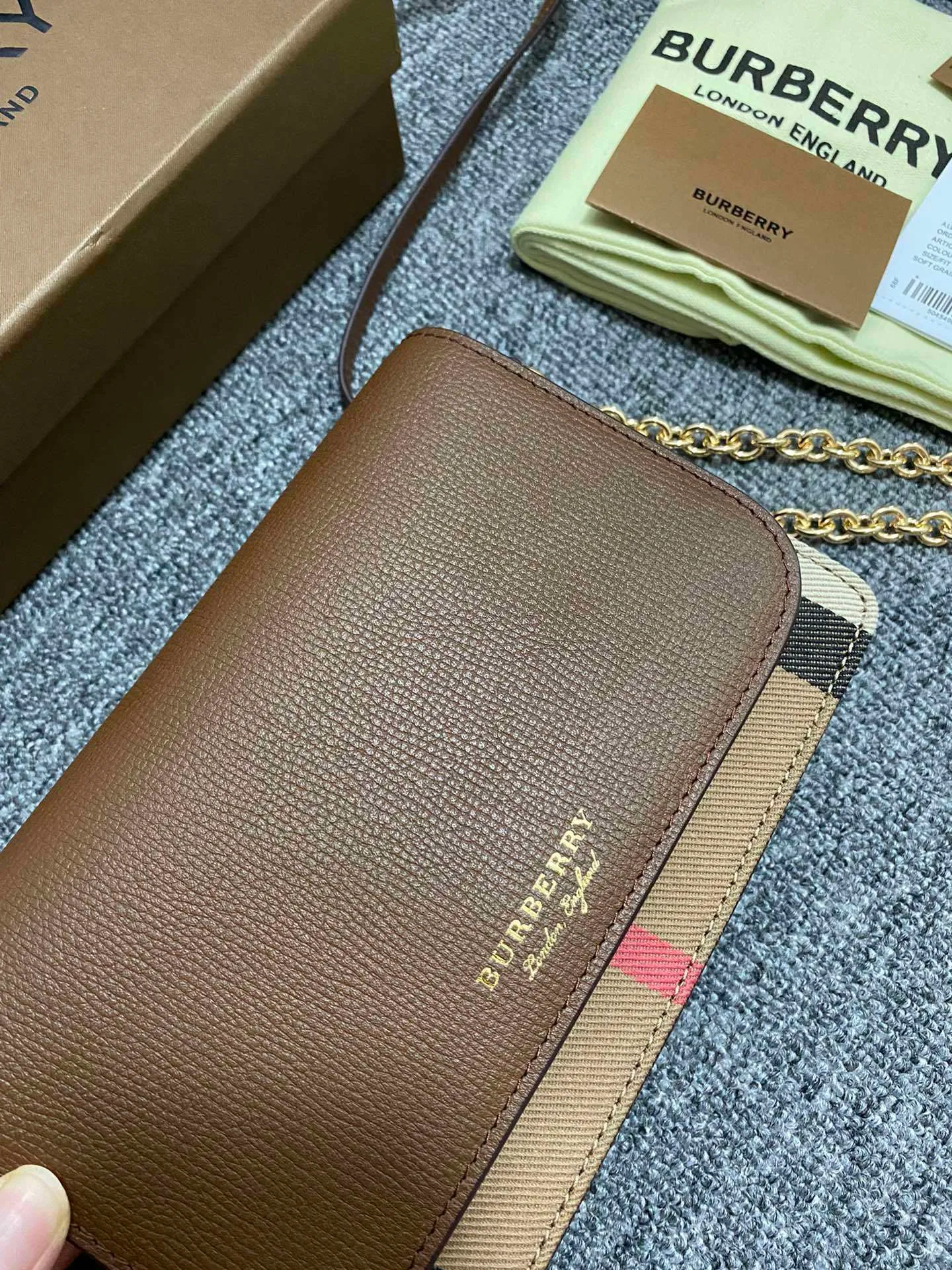 All Categories Official Website "Brand Women's Bags" Women's Bags 💙 Burberry 2025 New Burberry Crossbody Bag
