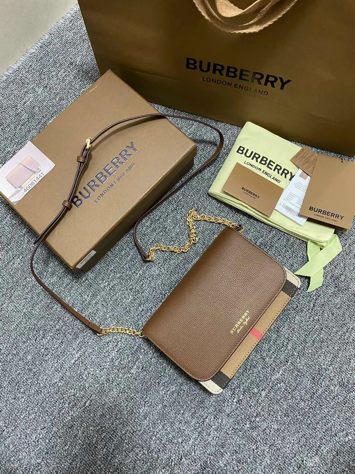 All Categories Official Website "Brand Women's Bags" Women's Bags 💙 Burberry 2025 New Burberry Crossbody Bag