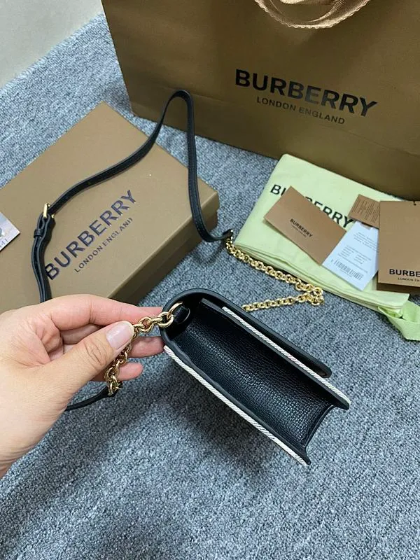 All Categories Official Website "Brand Women's Bags" Women's Bags 💙 Burberry 2025 New Burberry Crossbody Bag