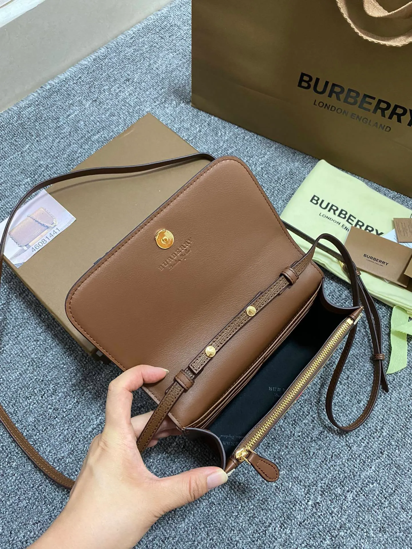 All Categories Official Website "Brand Women's Bags" Women's Bags 💙 Burberry 2025 New Burberry Crossbody Bag