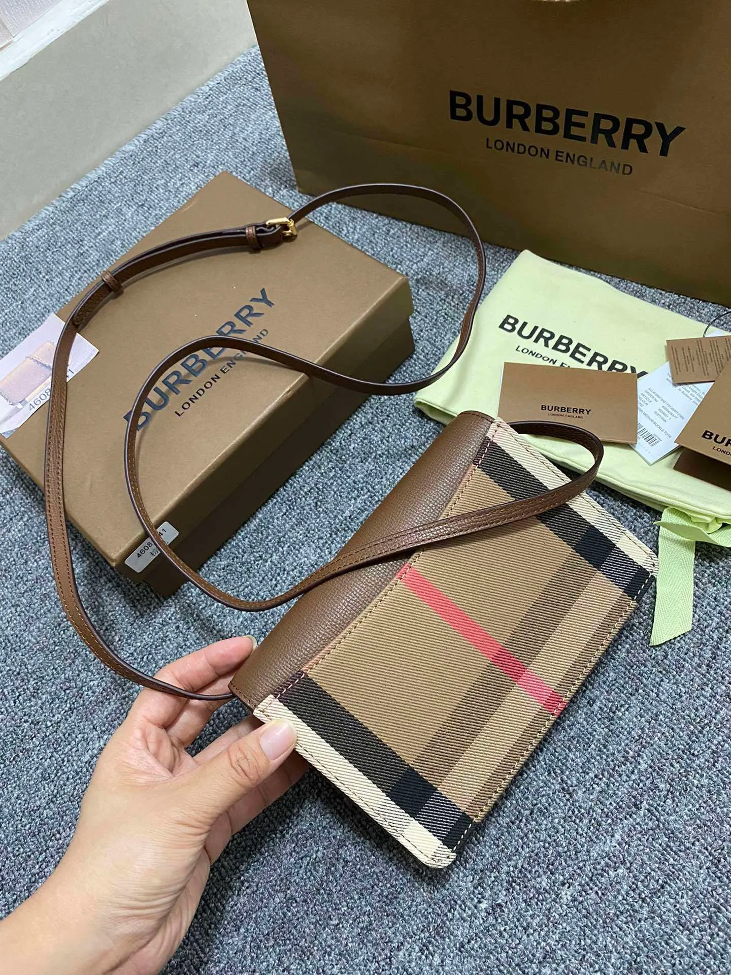 All Categories Official Website "Brand Women's Bags" Women's Bags 💙 Burberry 2025 New Burberry Crossbody Bag