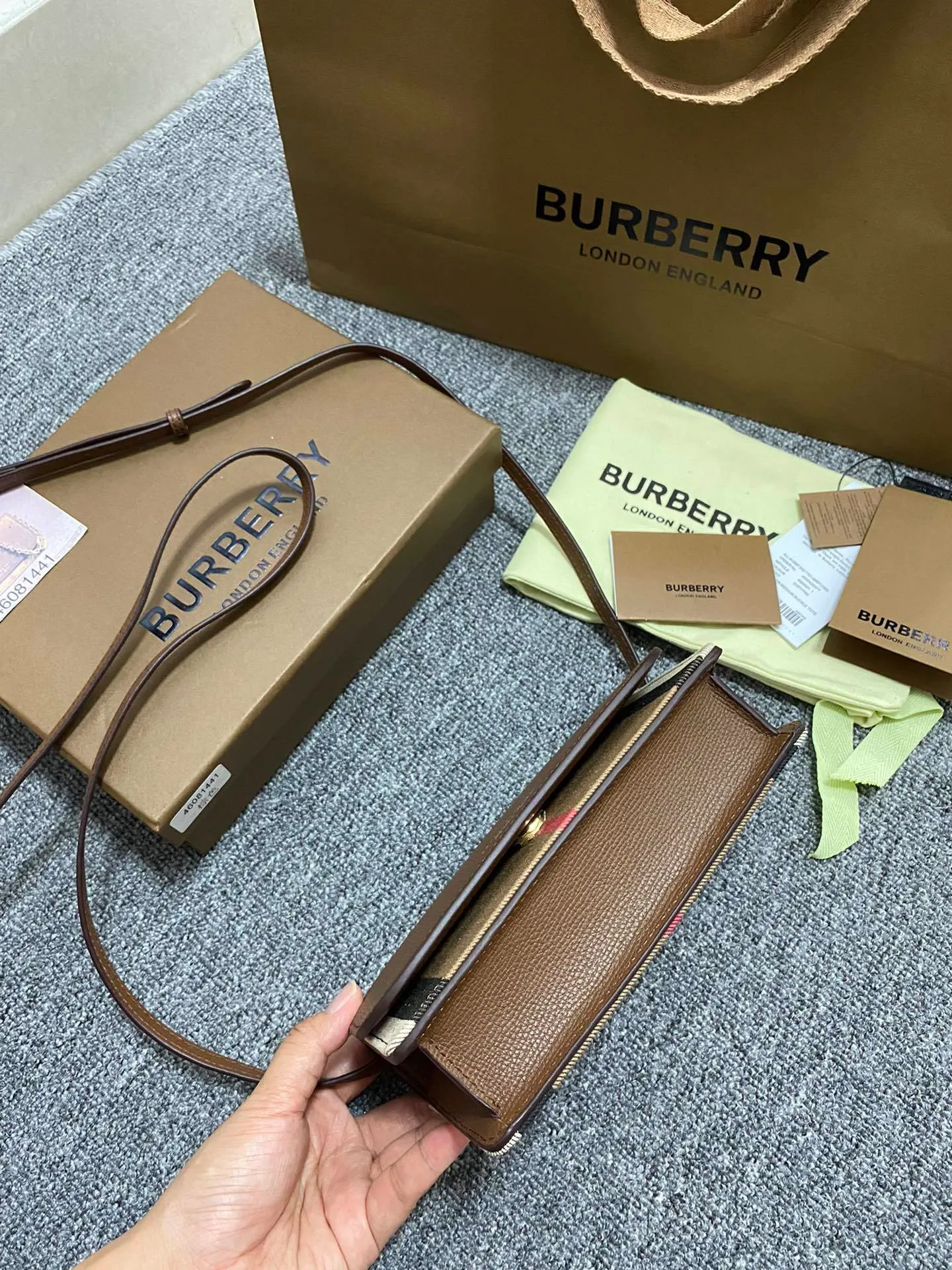 All Categories Official Website "Brand Women's Bags" Women's Bags 💙 Burberry 2025 New Burberry Crossbody Bag