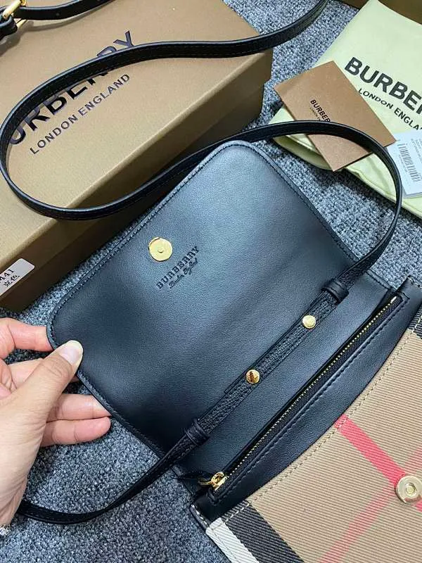 All Categories Official Website "Brand Women's Bags" Women's Bags 💙 Burberry 2025 New Burberry Crossbody Bag