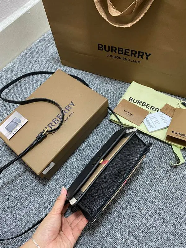 All Categories Official Website "Brand Women's Bags" Women's Bags 💙 Burberry 2025 New Burberry Crossbody Bag