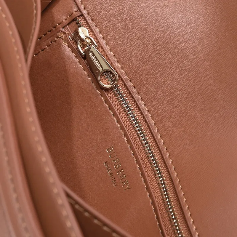 All categories Burberry women's bags (Burberry) Burberry 8368