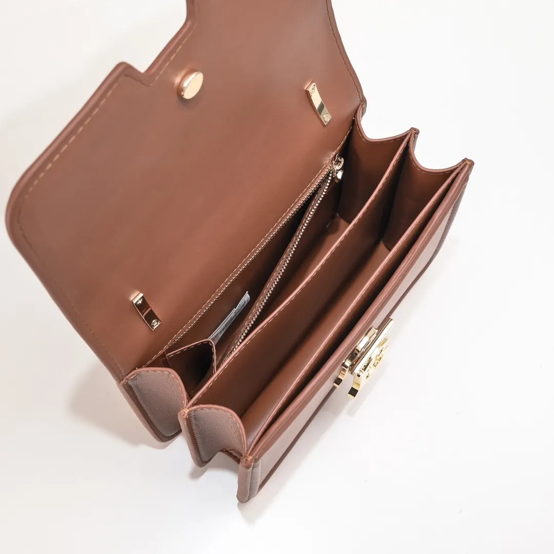 All categories Burberry women's bags (Burberry) Burberry 8368