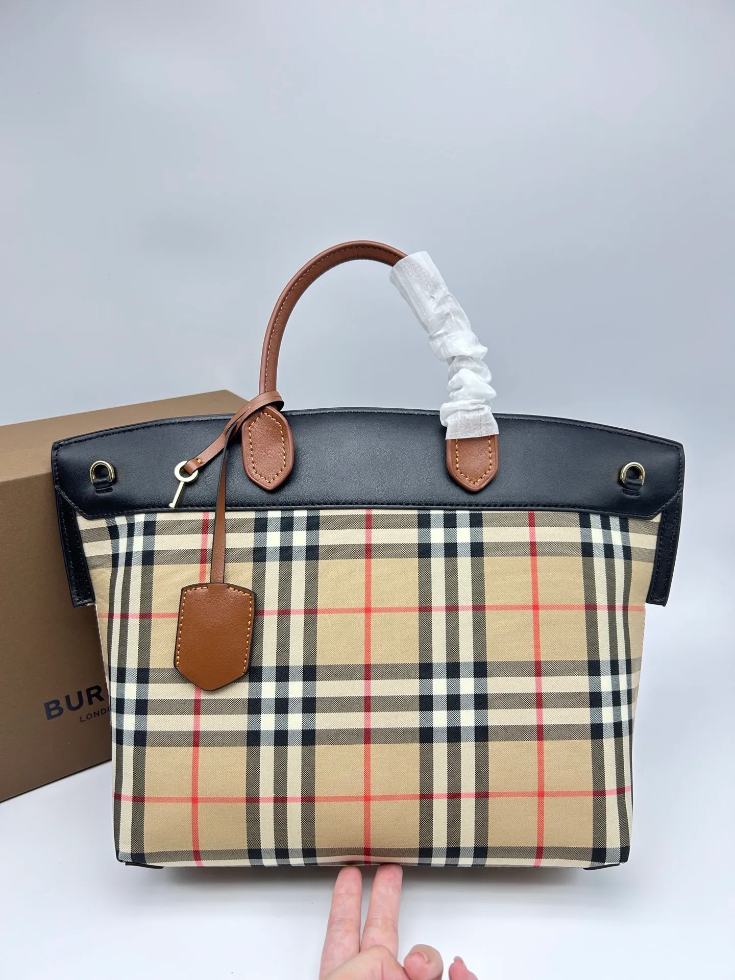All categories Burberry women's bags (Burberry) Burberry 2637