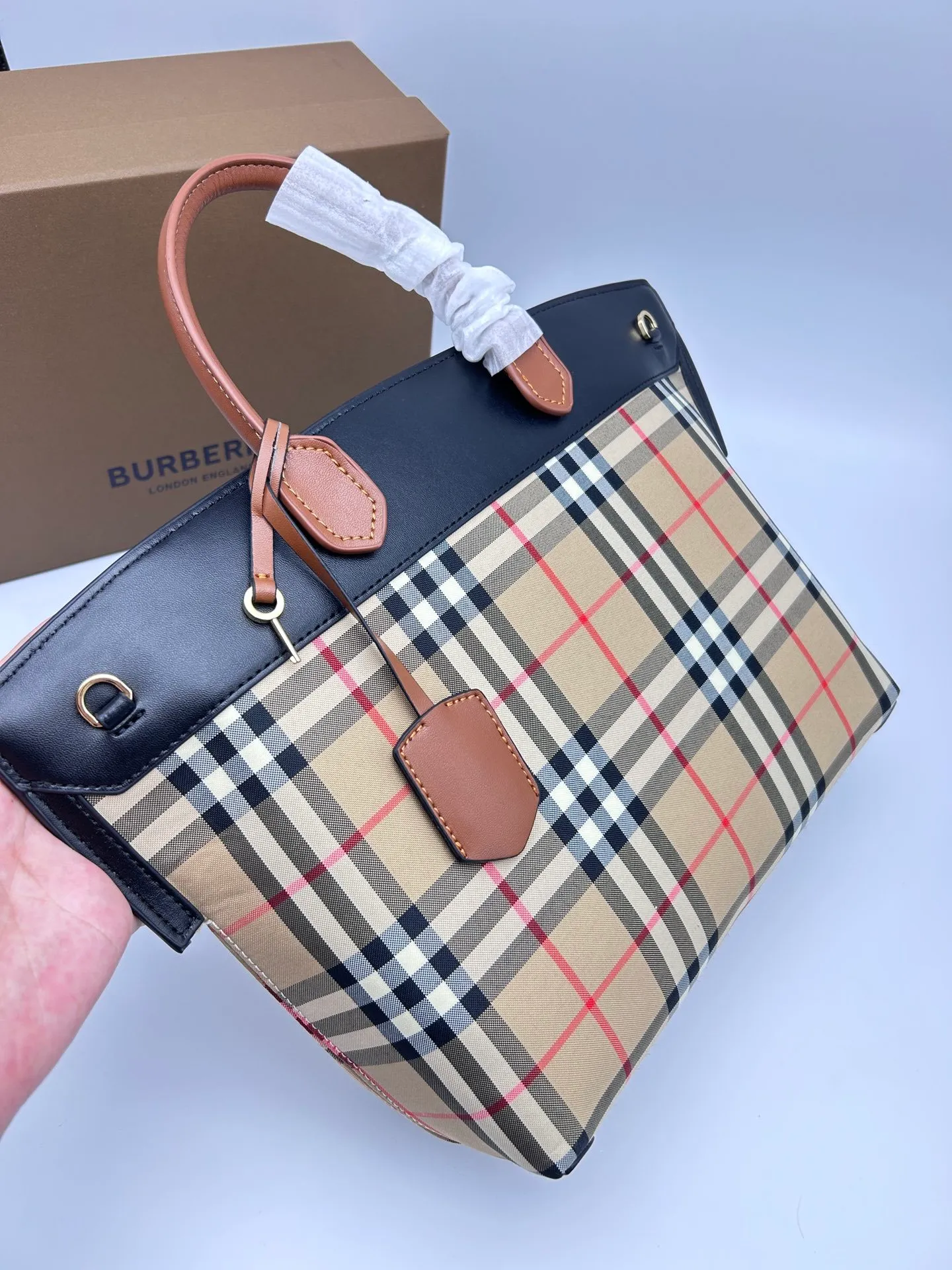 All categories Burberry women's bags (Burberry) Burberry 2637