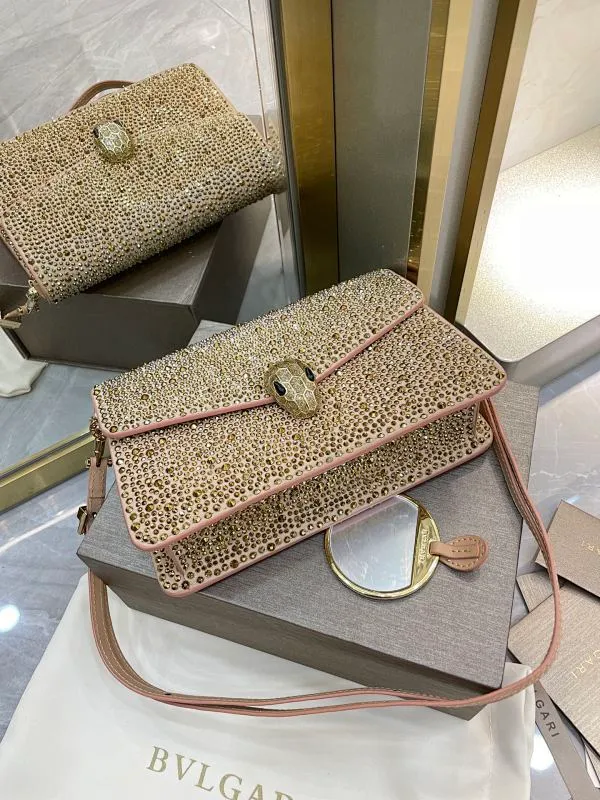 All Categories Bvlgari Women’s Bags (Bvlgari) Bvlgari 2213