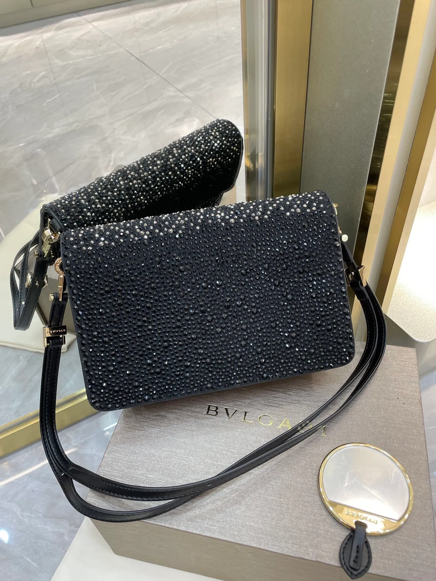 All Categories Bvlgari Women’s Bags (Bvlgari) Bvlgari 2213