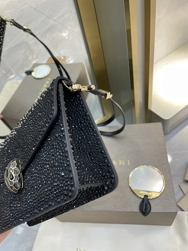 All Categories Bvlgari Women’s Bags (Bvlgari) Bvlgari 2213