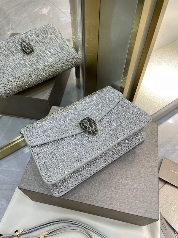 All Categories Bvlgari Women’s Bags (Bvlgari) Bvlgari 2213