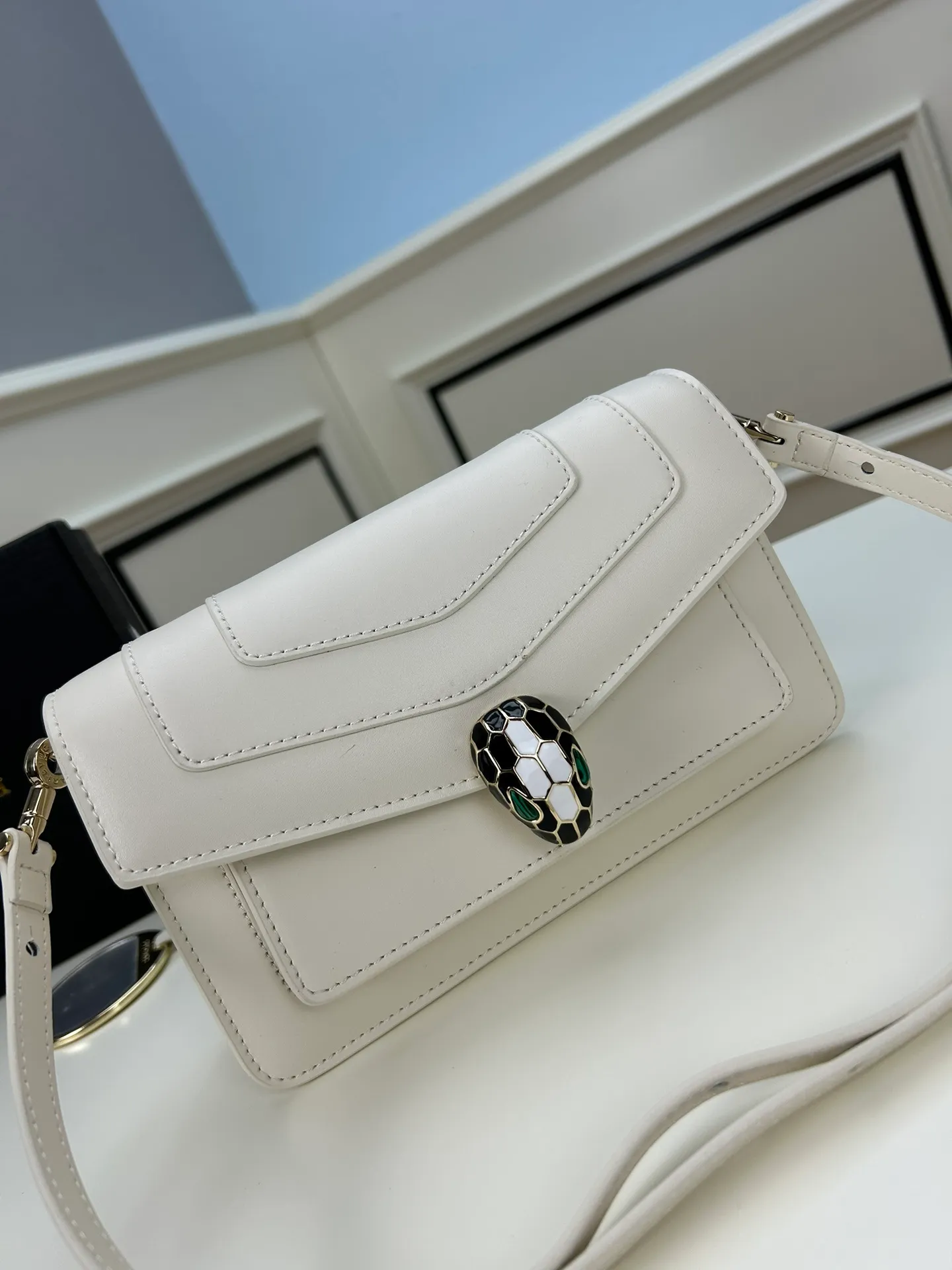 All Categories Bulgari Women's Bags (Bvlgari) Bulgari 2215