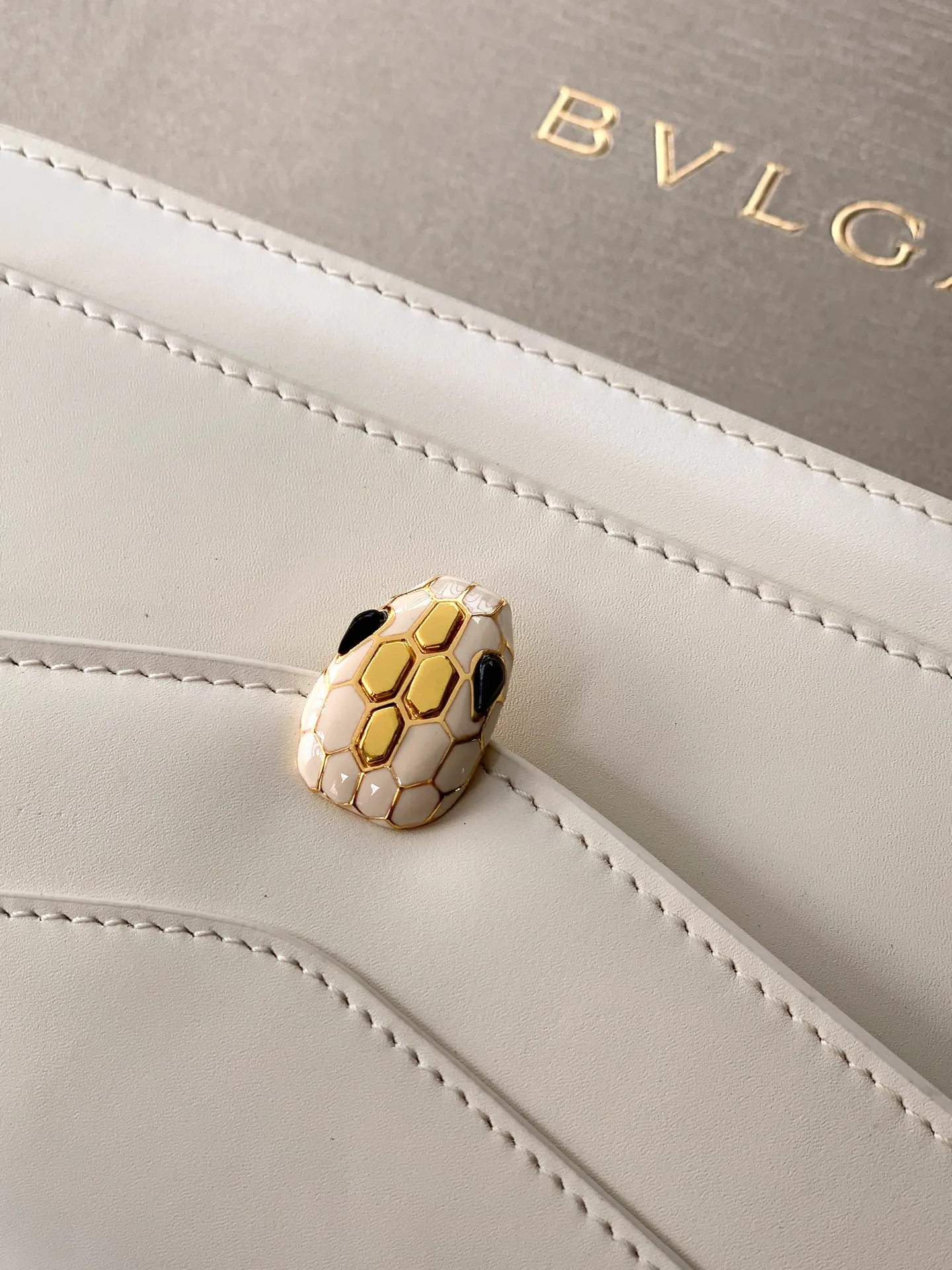 All Categories Bvlgari Women's Bags (Bvlgari) Bvlgari 294560089