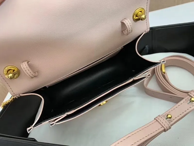 All Categories Bvlgari Women’s Bags (Bvlgari) Women’s Bags, Bvlgari 18136