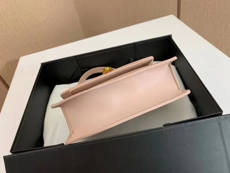 All Categories Bvlgari Women’s Bags (Bvlgari) Women’s Bags, Bvlgari 18136