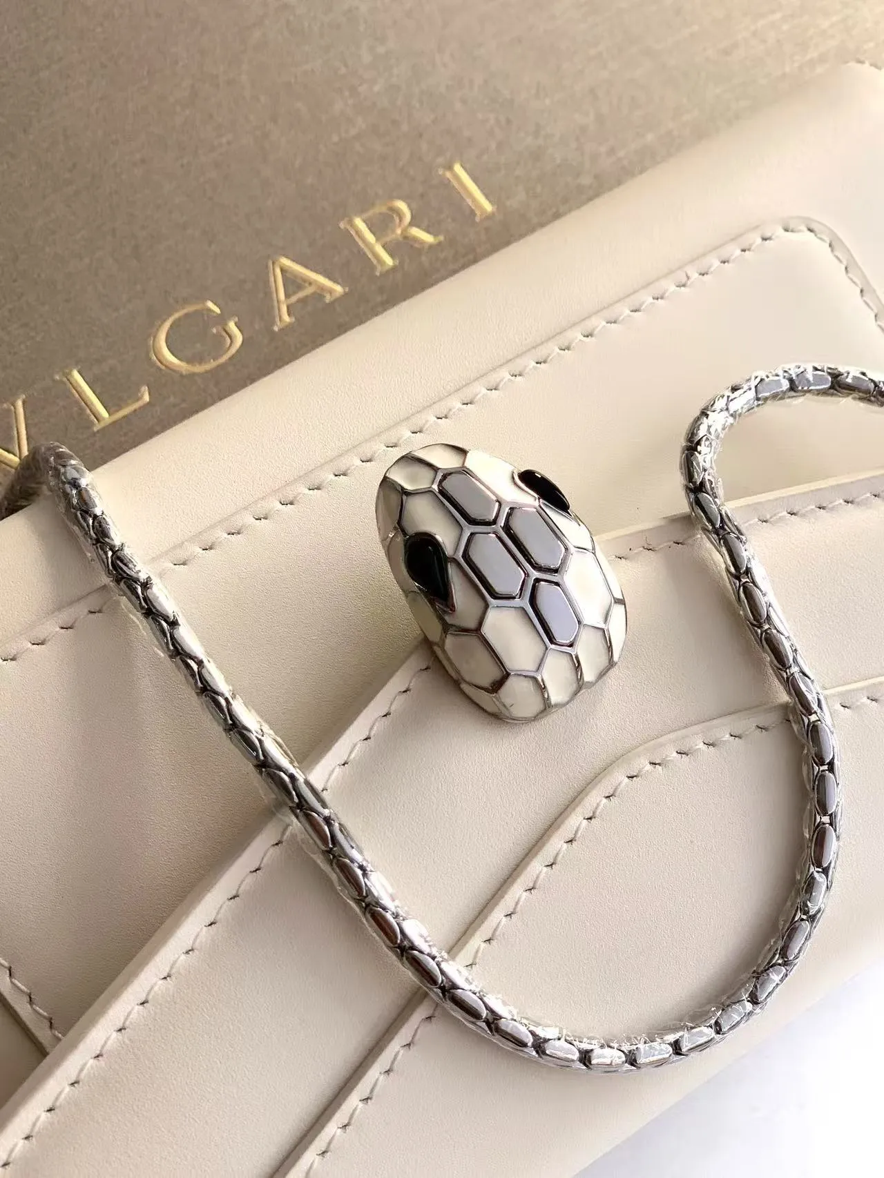 All Categories Bvlgari Women's Bags (Bvlgari) Bvlgari 294239089-19