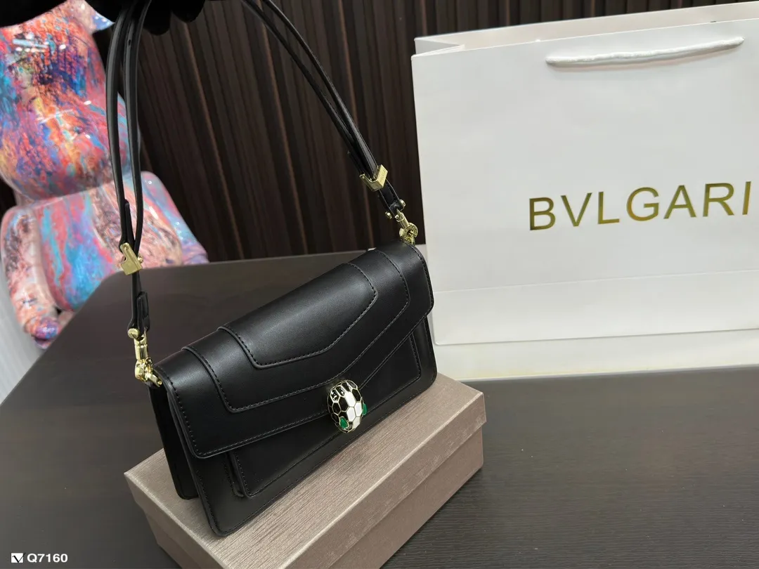All Categories Bulgari Women's Bags (Bvlgari) Bulgari 2404