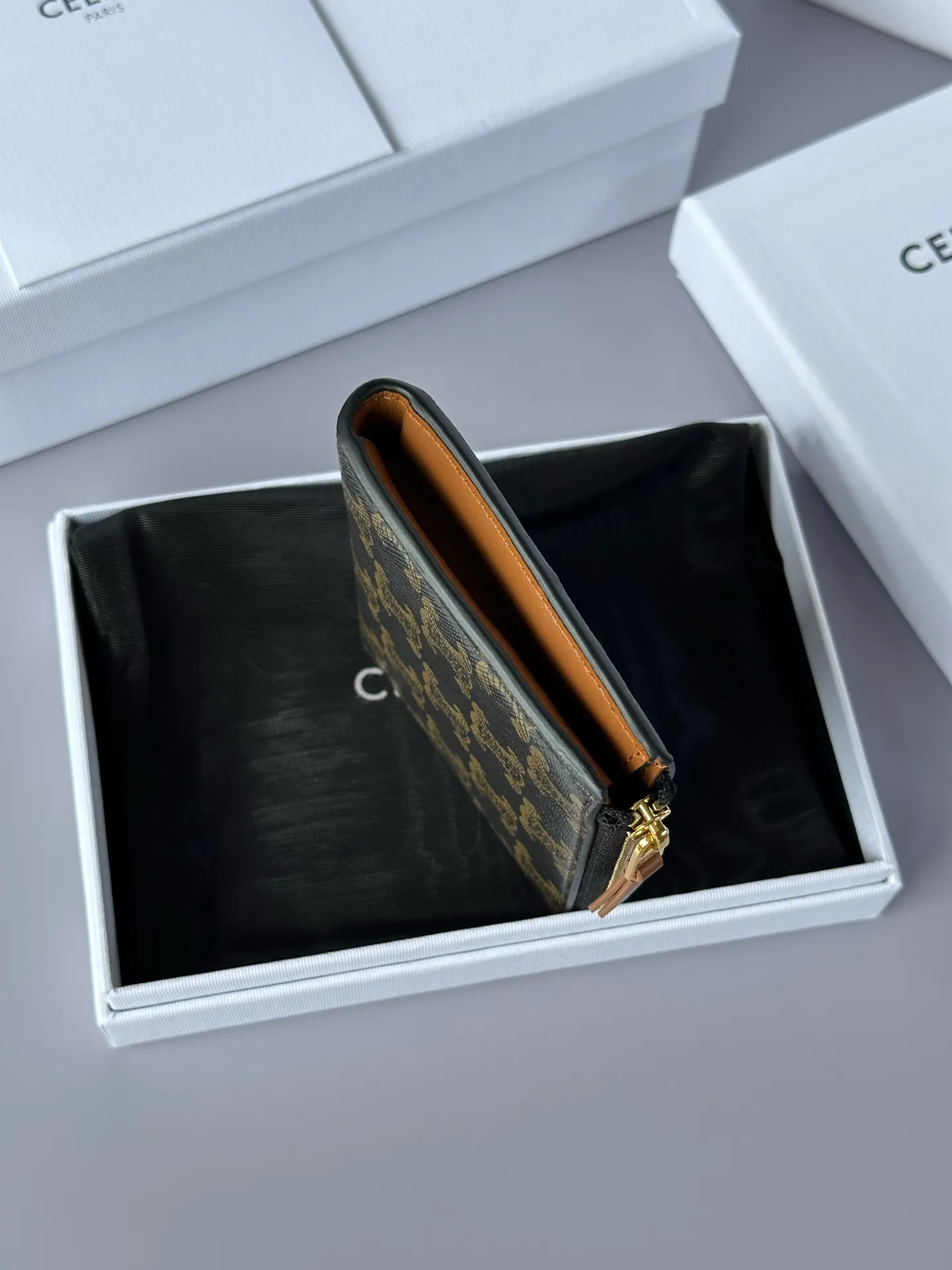 All categories Celine wallet (Celine) Celine 10M388