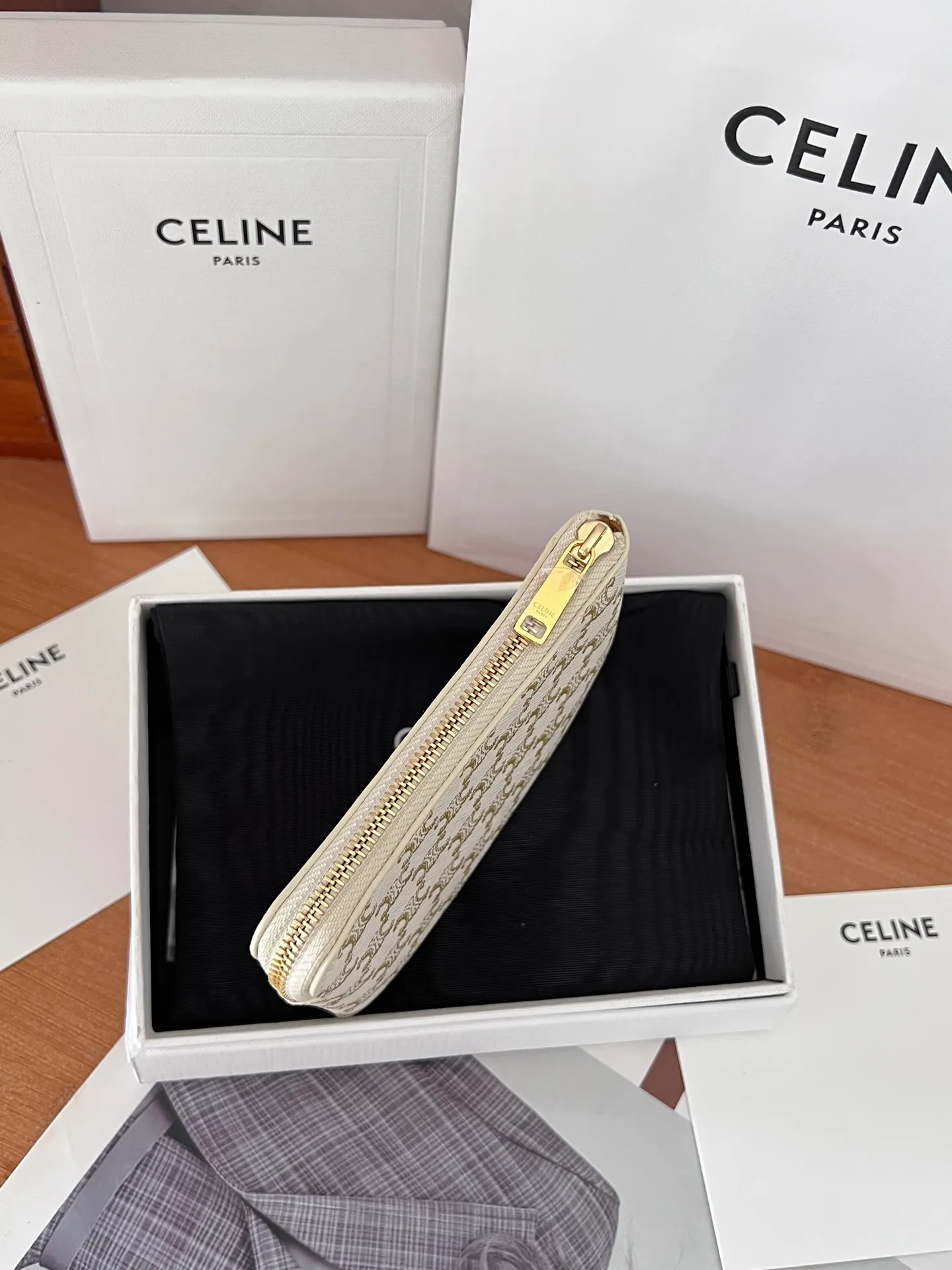 All Categories Celine Wallet (Celine) Celine Original Order 10C662