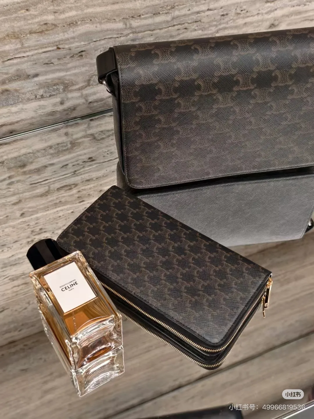 All Categories Celine Wallet (Celine) Celine 10D552