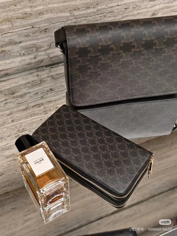 All Categories Celine Wallet (Celine) Celine 10D552