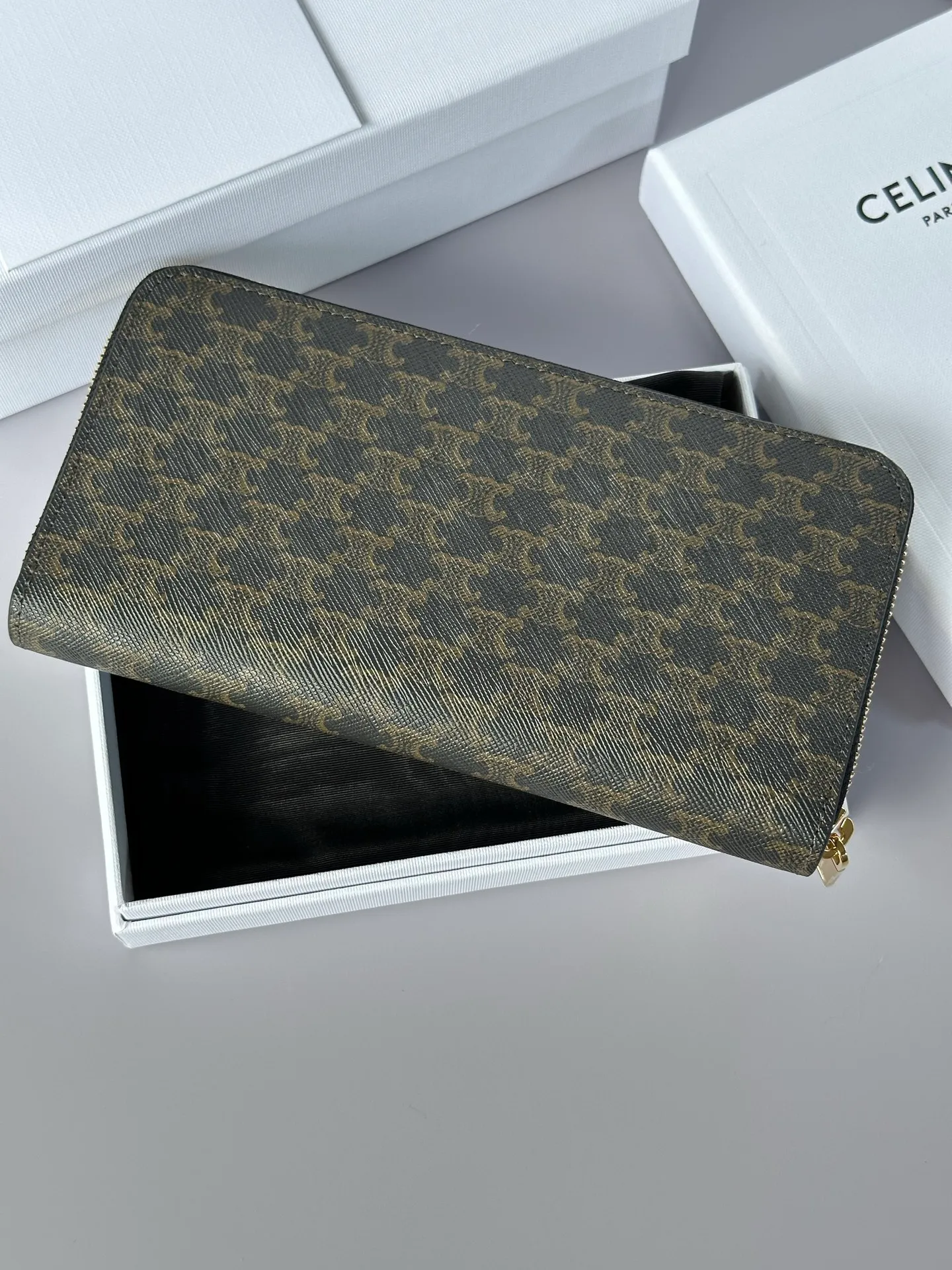 All Categories Celine Wallet (Celine) Celine 10D552