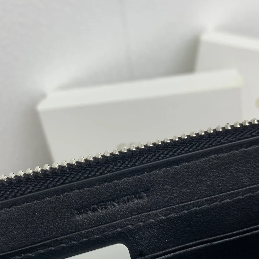 All categories Celine Wallet (Celine) Celine 10552