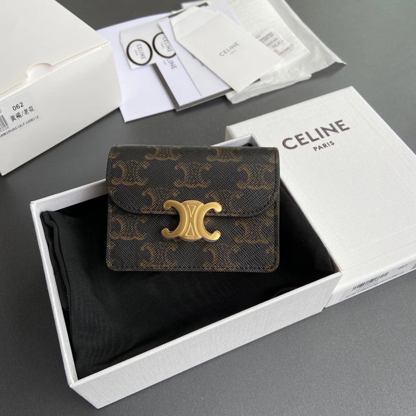 [Special grade pure steel hardware original leather] ¥660 TRIOMPHE bright cow leather business card bag/new model No.: 10N 063 FOZ.24VR 062 063 Size: w10.5×h8.5×d3cm