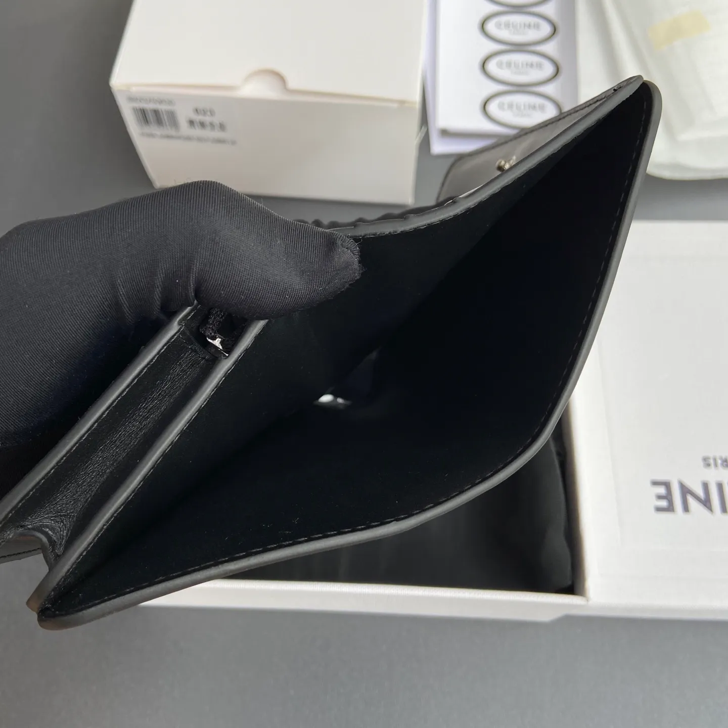 [Extra-grade pure steel hardware original leather] ¥640 TRIOMPHE glossy cow leather short wallet/2024 Xiaosai 5 card slots 1 zipper coin bag 1 flat pocket 1 banknote bag No.: 10K623DPV.38NO 622 623 black silver buckle full leather Size: w11×9×3cm.