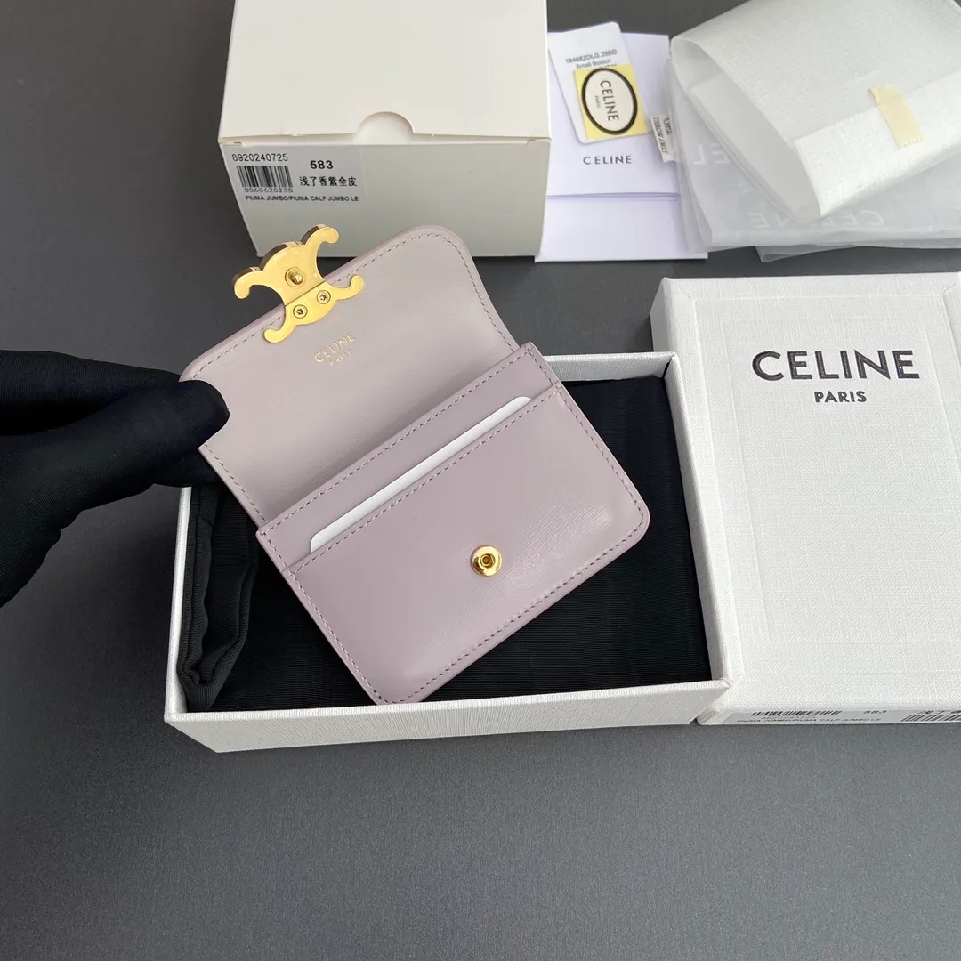 [Extra-grade pure steel hardware original leather] ¥560 TRIOMPHE glossy cow leather flip card holder/2024 Xiaosai Snap button closure 1 main compartment 2 inner card slots 1 inner flat pocket 1 outer flat pocket Number: 10I 582 CPJ.04LU 583 light lilac purple full leather Size: w10×h7.5×d2cm