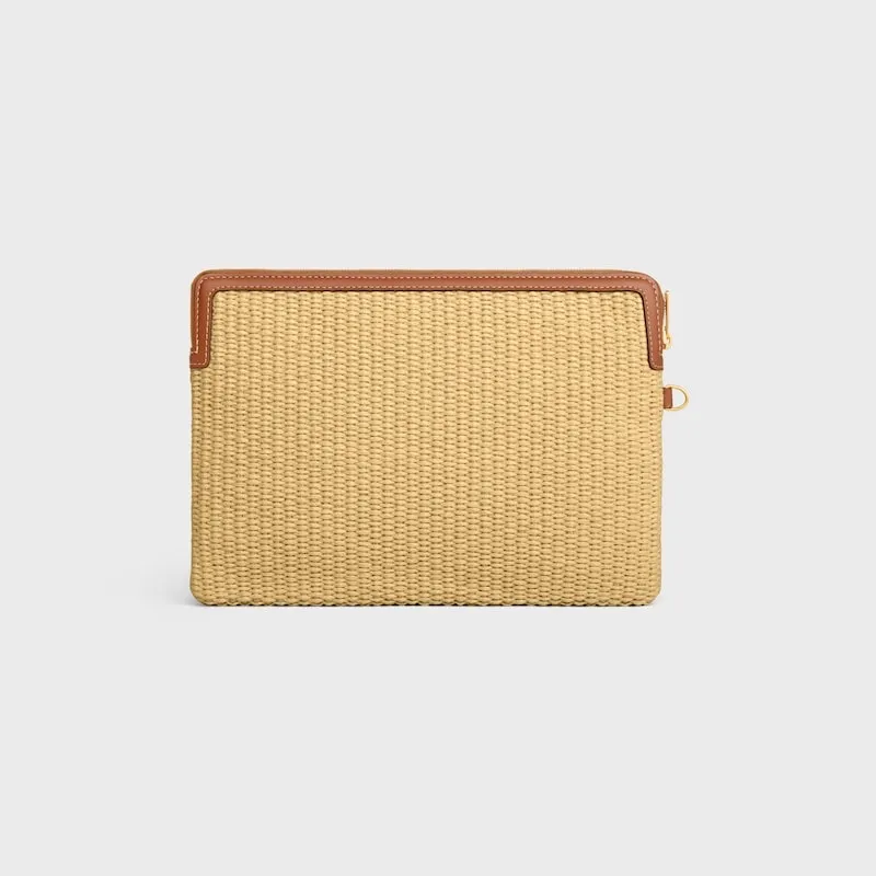 [Extra-grade pure steel hardware original leather] ¥740 TRIOMPHE signature printed clutch / 1 zipper compartment Detachable wrist strap, about 20 cm in length Iconic print, cow leather edge Fabric lining, gold hot stamping No.: 10J502FES.04LU 502 50202 Grass brown/tan leather Size: w25×h17.5×d1cm
