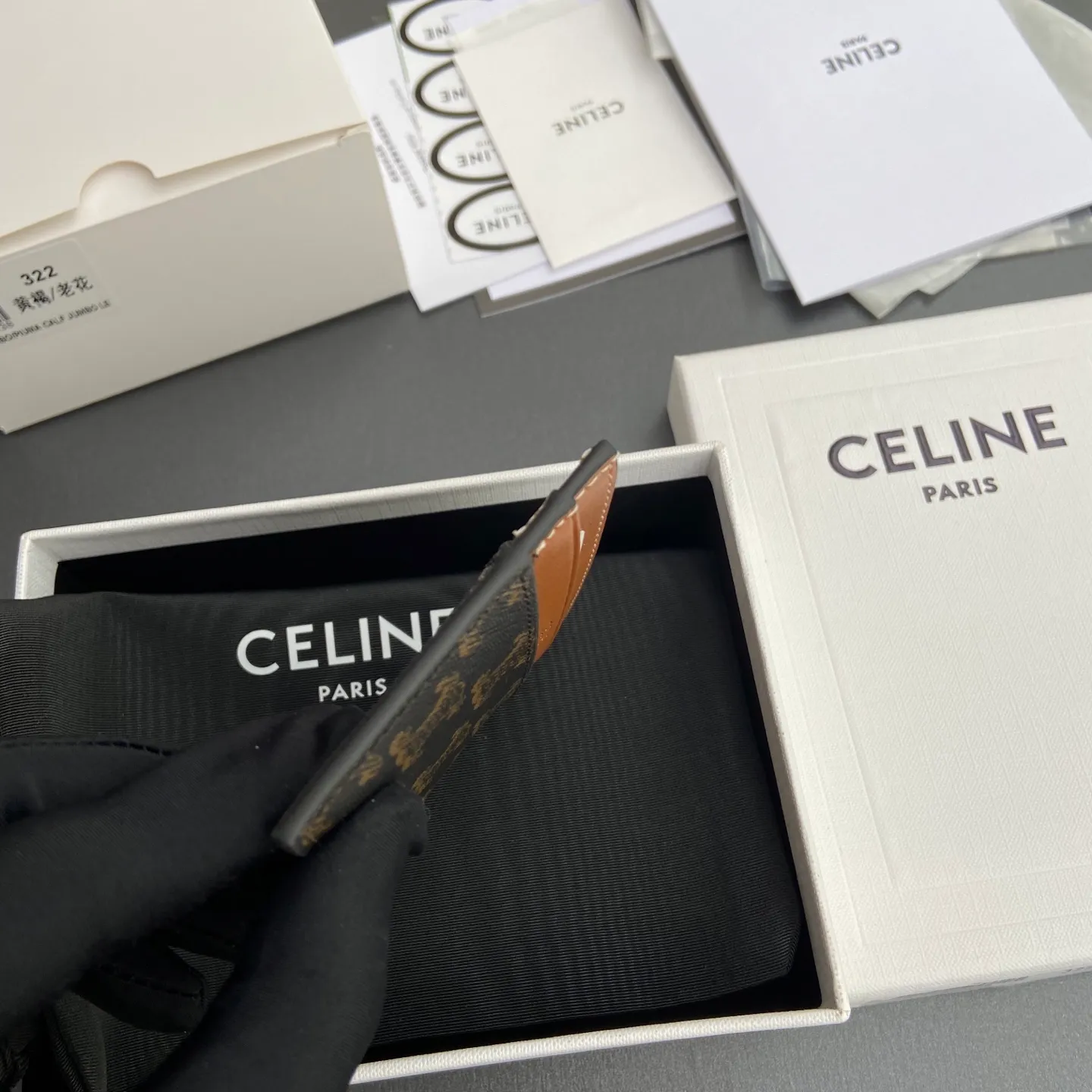 [Extra-grade pure steel hardware original leather] ¥290 Medium logo printed card holder Signature printing, cow leather binding, cow leather lining, gold finish, 4 card slots, 1 flat pocket No.: 10P644ERN.04LU 322 322 Yellow brown/Presbyopia Size: w11×7cm