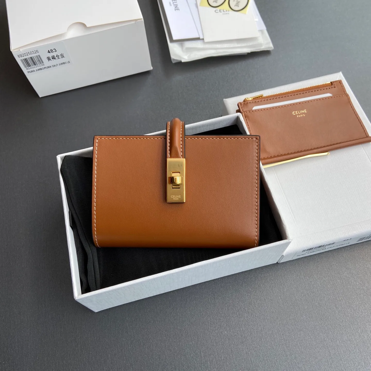 [Special grade pure steel hardware original leather] ¥840 TRIOMPHE16 glossy cow leather wallet No.: 10M483CQ7.04LU483 483 Size: w12.7×h9×d2.5cm Combination picture