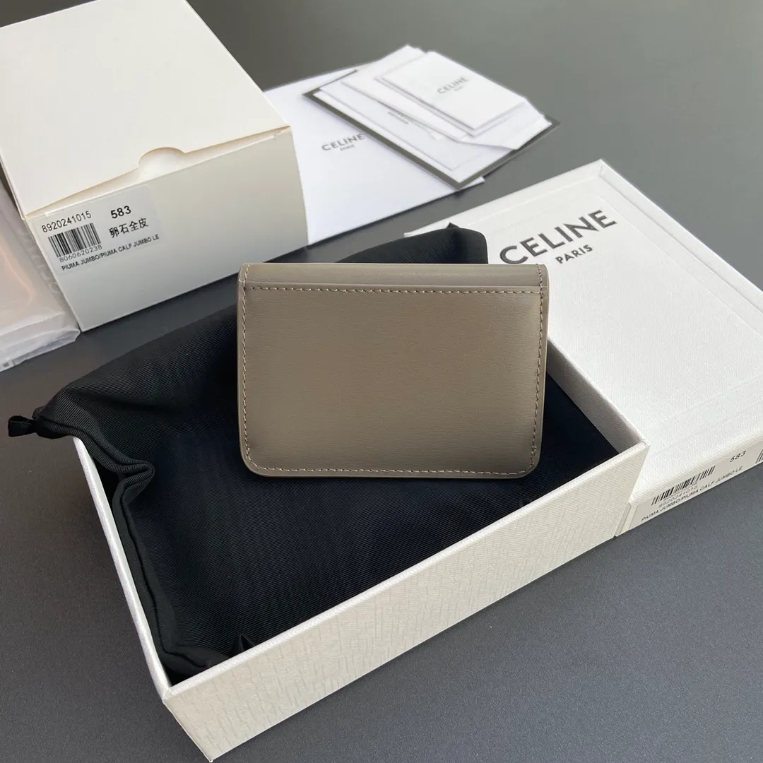 [Extra-grade pure steel hardware original leather] ¥560 TRIOMPHE glossy cow leather flip card holder/2024 Xiaosai Snap button closure 1 main compartment 2 inner card slots 1 inner flat pocket 1 outer flat pocket Number: 10I 582 CPJ.04LU 583 pebble color full leather Size: w10×h7.5×d2cm
