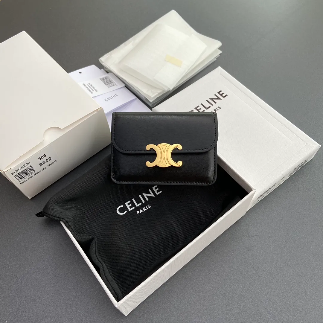 [Extra-grade pure steel hardware original leather] ¥560 TRIOMPHE glossy cow leather flip card holder/2024 Xiaosai Snap button closure 1 main compartment 2 inner card slots 1 inner flat pocket 1 outer flat pocket Number: 10I582CPJ.04LU 583 black full leather Size: w10×h7.5×d2cm