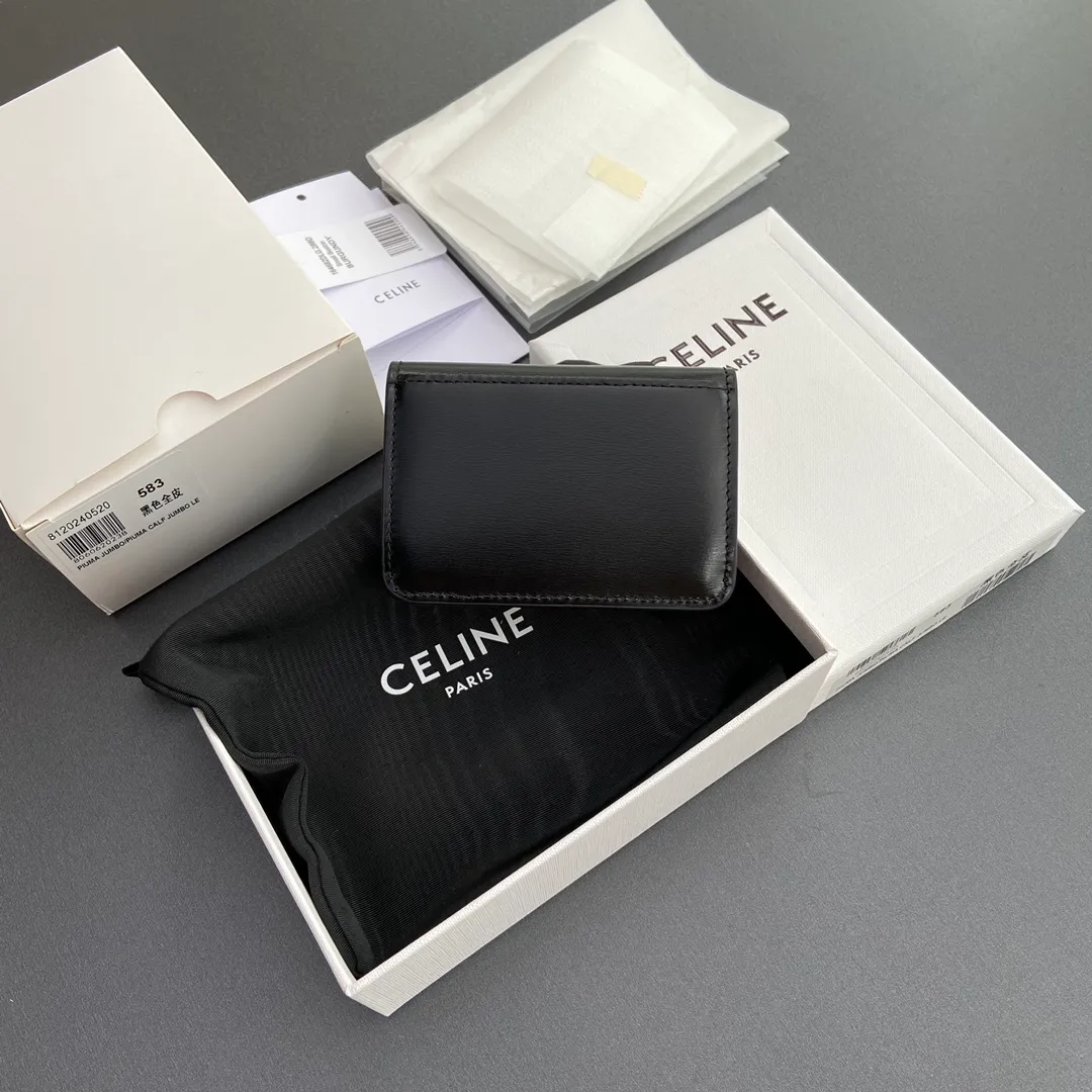 [Extra-grade pure steel hardware original leather] ¥560 TRIOMPHE glossy cow leather flip card holder/2024 Xiaosai Snap button closure 1 main compartment 2 inner card slots 1 inner flat pocket 1 outer flat pocket Number: 10I582CPJ.04LU 583 black full leather Size: w10×h7.5×d2cm