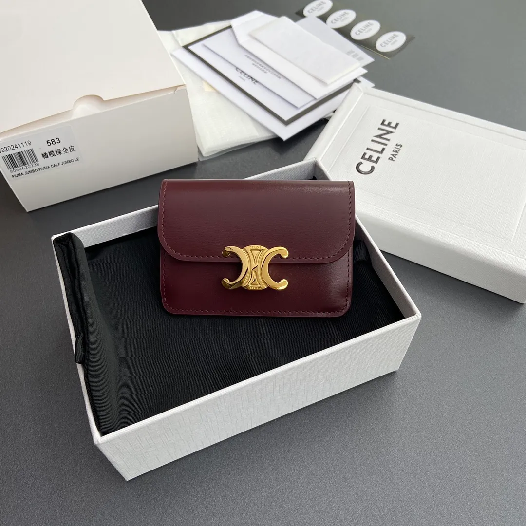 [Extra-grade pure steel hardware original leather] ¥560 TRIOMPHE glossy cow leather flip card holder/2024 Xiaosai Snap button closure 1 main compartment 2 inner card slots 1 inner flat pocket 1 outer flat pocket Number: 10I 582 CPJ.04LU 583 Burgundy full leather Size: w10×h7.5×d2cm