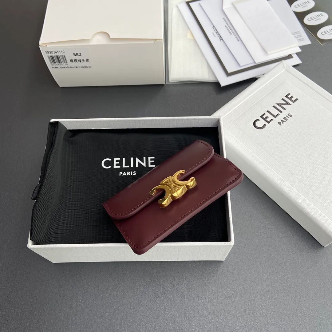 [Extra-grade pure steel hardware original leather] ¥560 TRIOMPHE glossy cow leather flip card holder/2024 Xiaosai Snap button closure 1 main compartment 2 inner card slots 1 inner flat pocket 1 outer flat pocket Number: 10I 582 CPJ.04LU 583 Burgundy full leather Size: w10×h7.5×d2cm