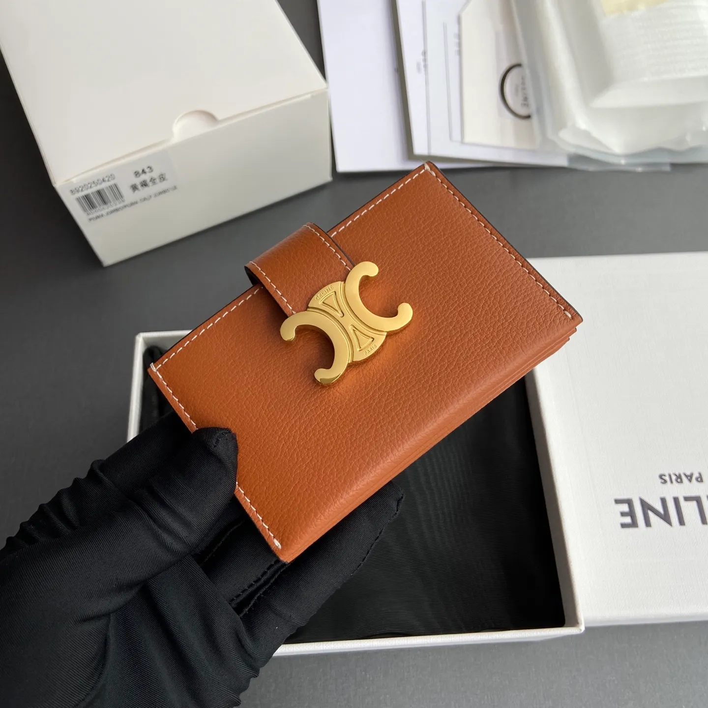 [Extra-grade pure steel hardware original leather] ¥660 ACCORDEON soft grained cow leather card holder/new style cow leather, gold-colored decoration, TRIOMPHE metal texture snap button opening and closing, 3 card slots No.: 10N843GHH.38NO 842 843 Tan full leather Size: w11×h7×d2.5cm